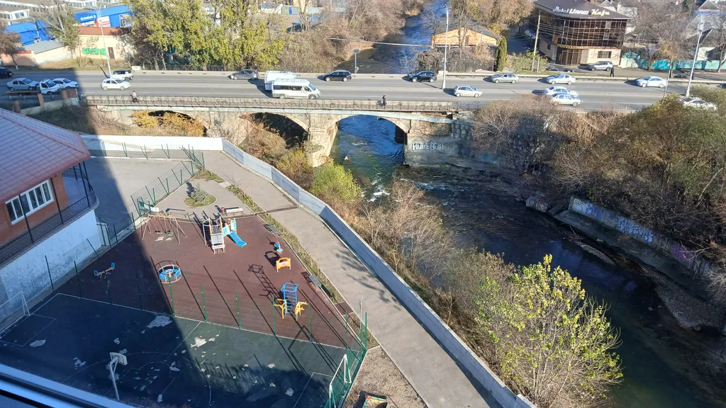 Уютная квартира в центре города с видом на гору Машук