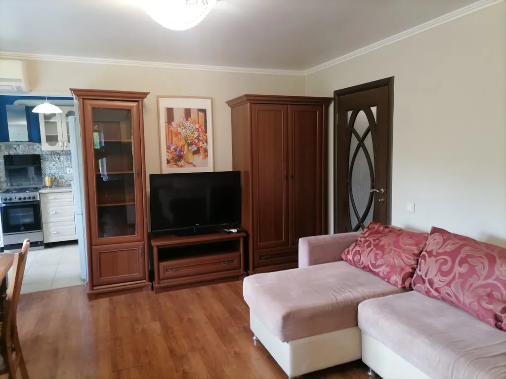 4-комнатная уютная квартира, 800 шагов до пляжа