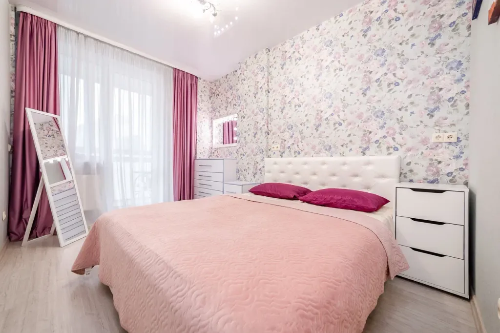 Квартира Уютные апартаменты в центре рядом с метро и ж/д вокзалом в новом доме — аренда посуточно в Минск