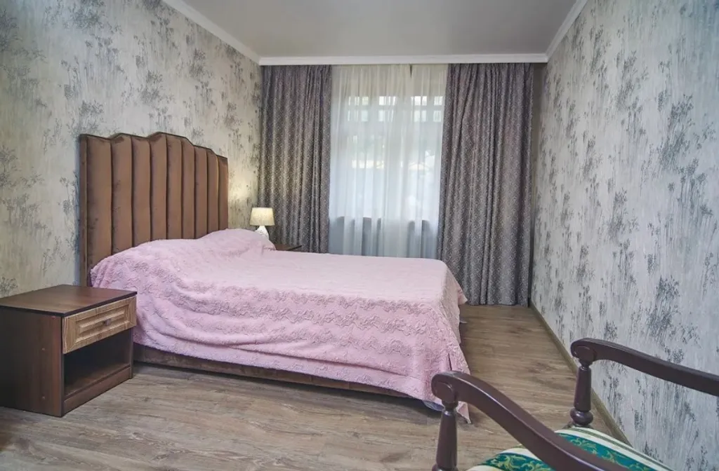 Дом у сосновой рощи