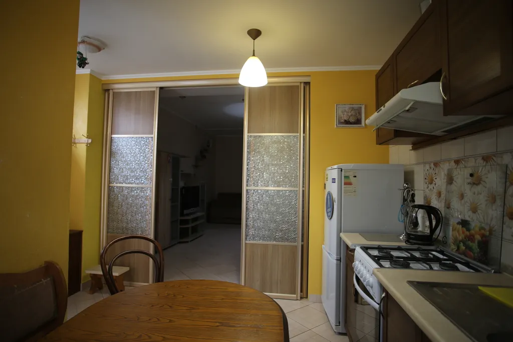 Коттедж 1-комнатный Дом — Феодосия