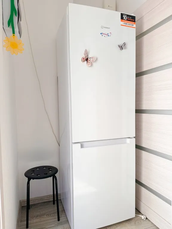 Уютная квартира напротив бассейна со своими лежаками, 7 спальных мест