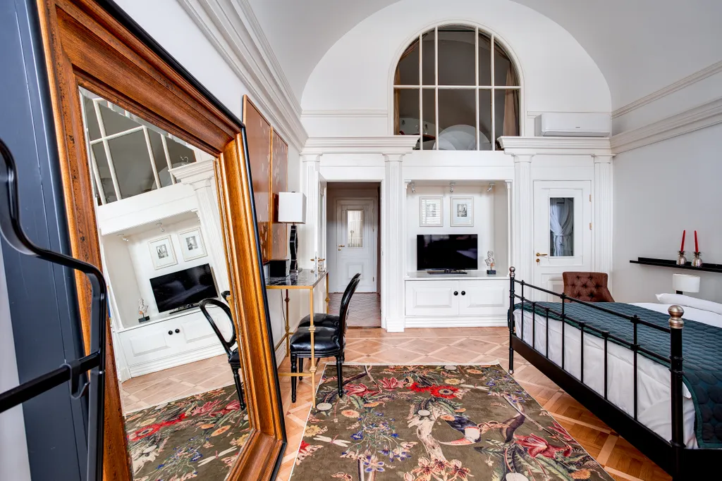 Апартаменты с видом на Храм Спас на Крови