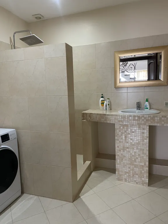 Красивый и просторный дом в Старом городе у городского пляжа