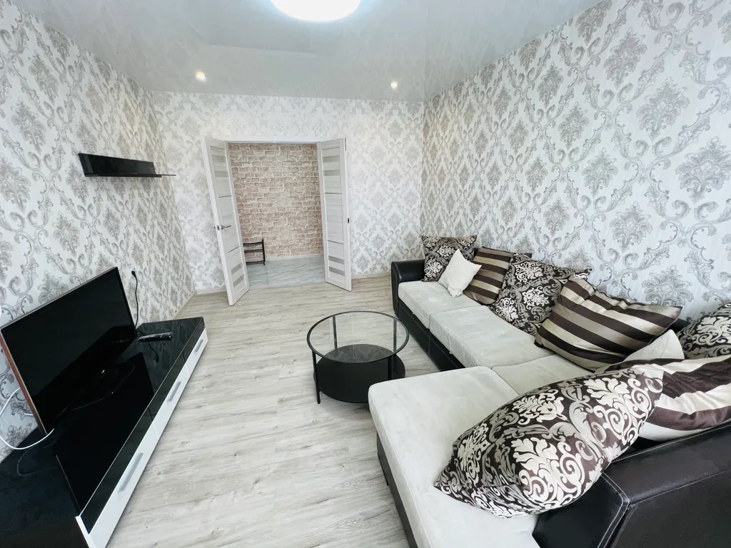 Апартаменты 2х-комн у ТЦ Рио_Иваново, 13 этаж