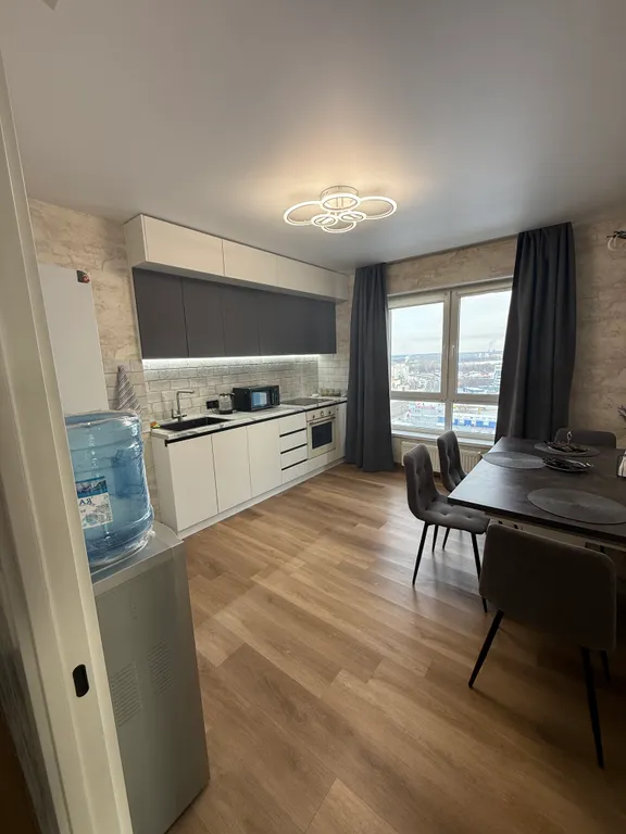 2-комнатная квартира в ЖК Graff House, центр