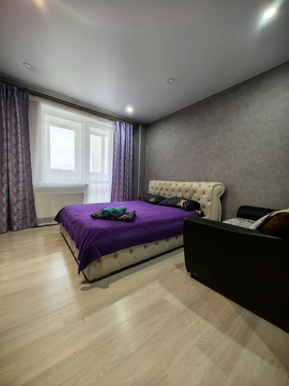 Хорошая однокомнатная квартира в кирпичном доме — аренда посуточно в Сургут