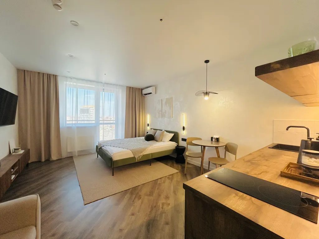 Апартаменты в центре у набережной Иртыша