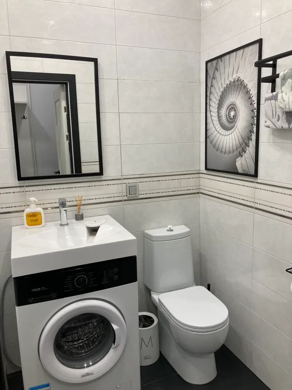 Студия с дизайнерским ремонтом