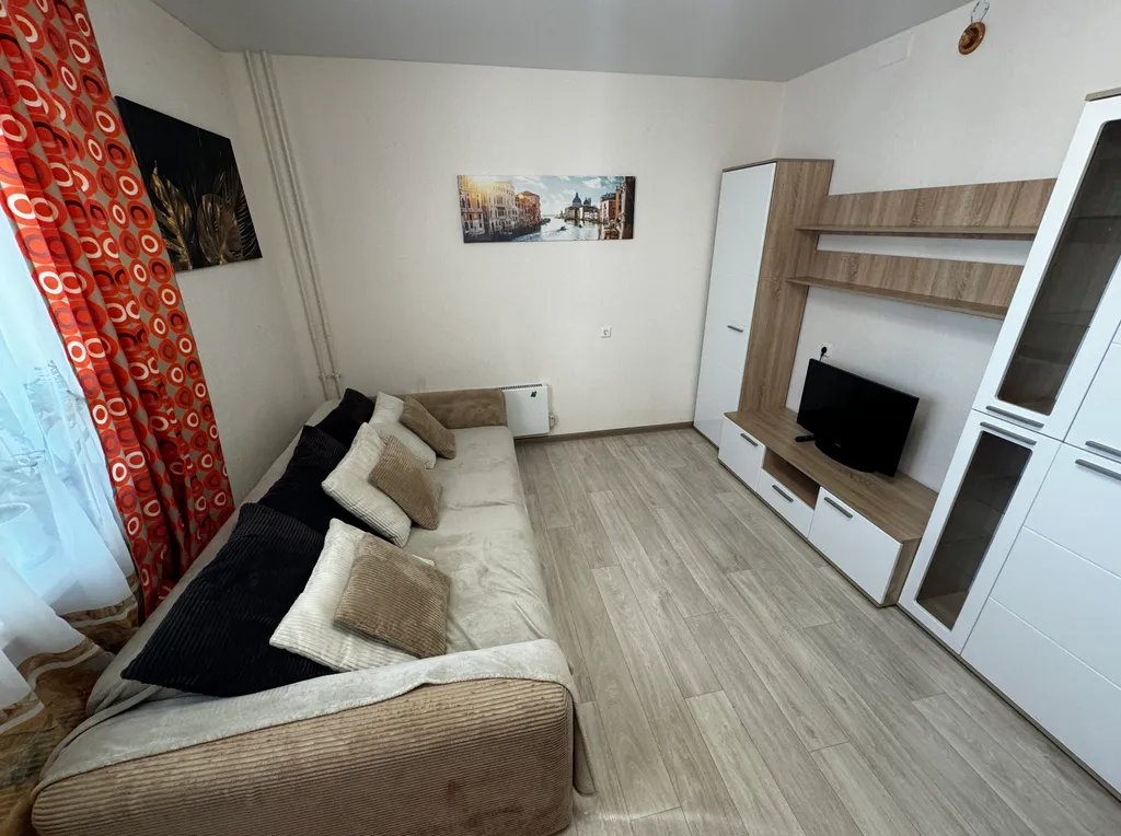 Уютная 2-к квартира около озера