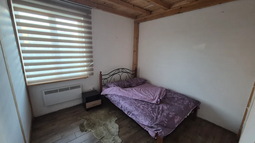 Домик с камином в горах