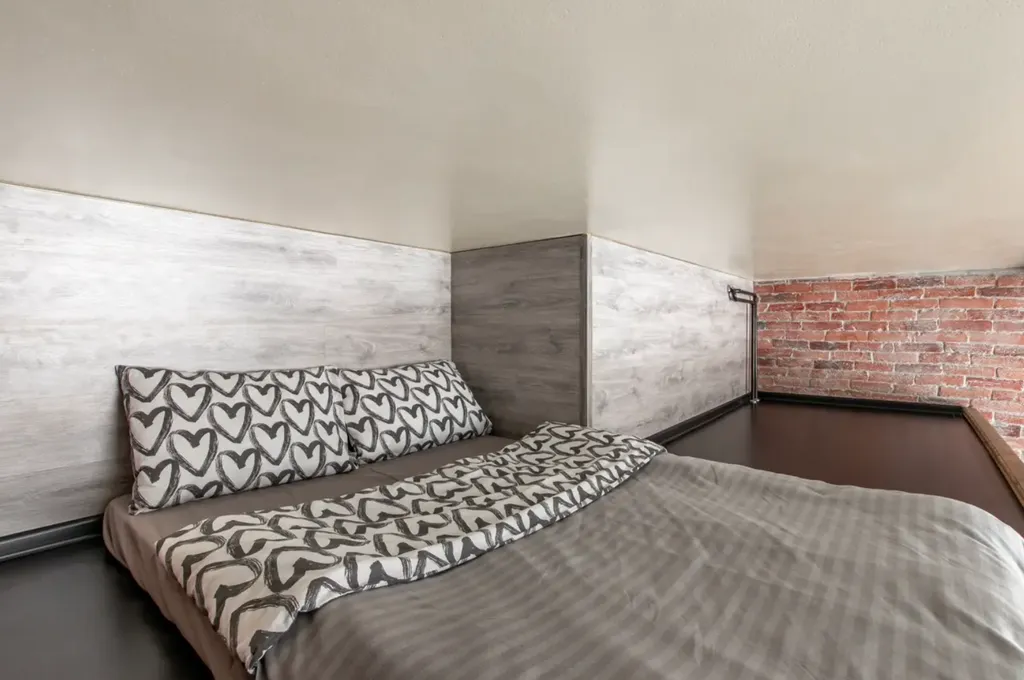 Дизайнерская двухуровневая квартира на Невском