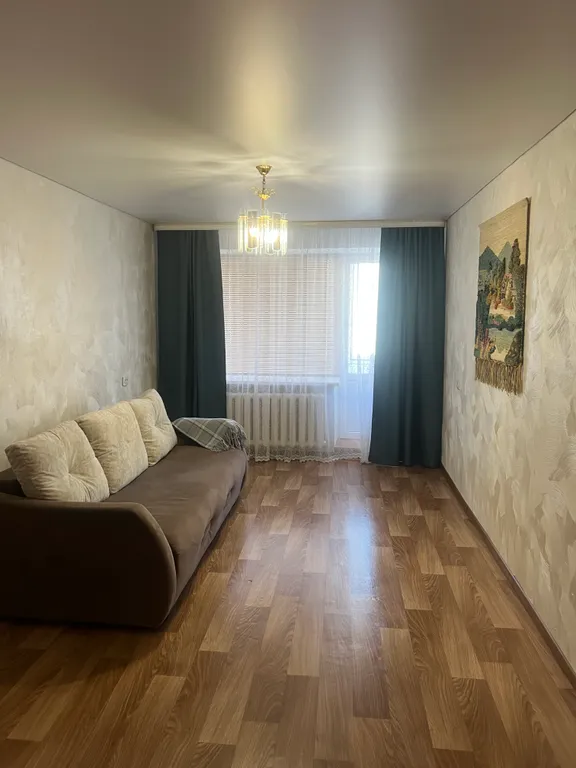 Двухкомнатная квартира в центре — аренда посуточно в Ишим