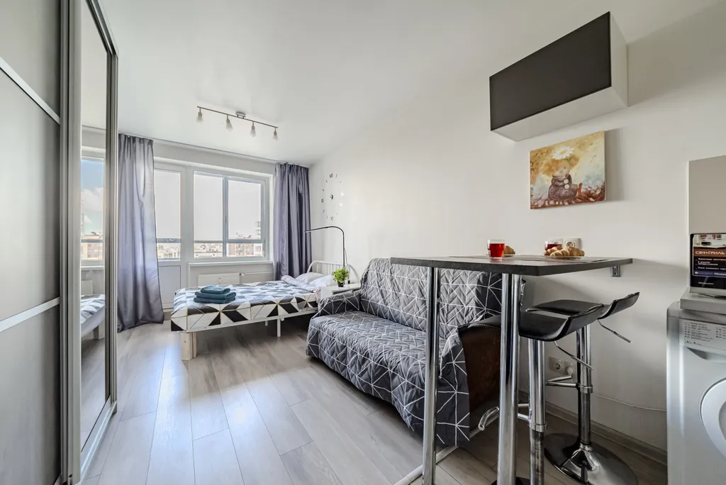 Небольшая студия у метро