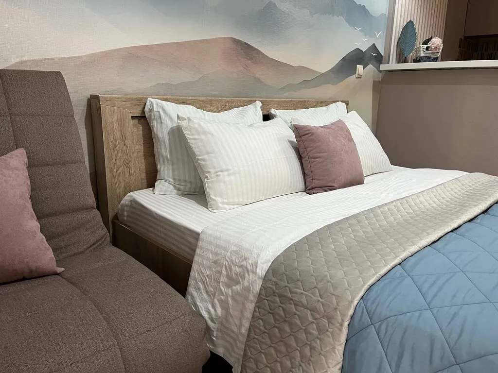 Стильная дизайнерская квартира в самом центре с видом на город