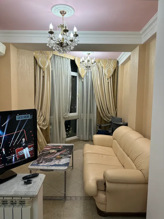 Уютная квартира в центре города и три минуты до моря