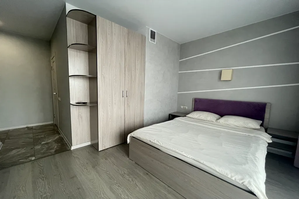 Студия рядом с ТЦ Европа