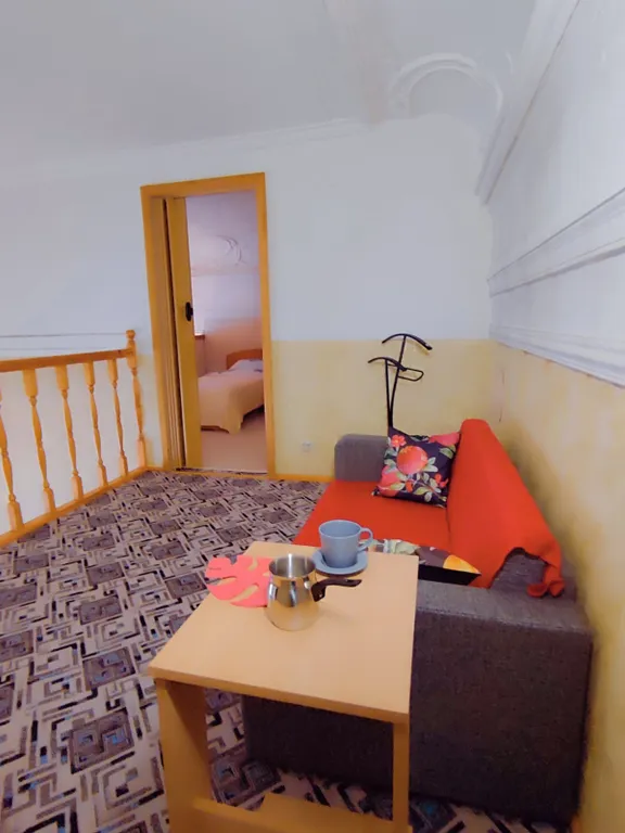 Квартира с шикарным видом на Неву, балкон, парковка