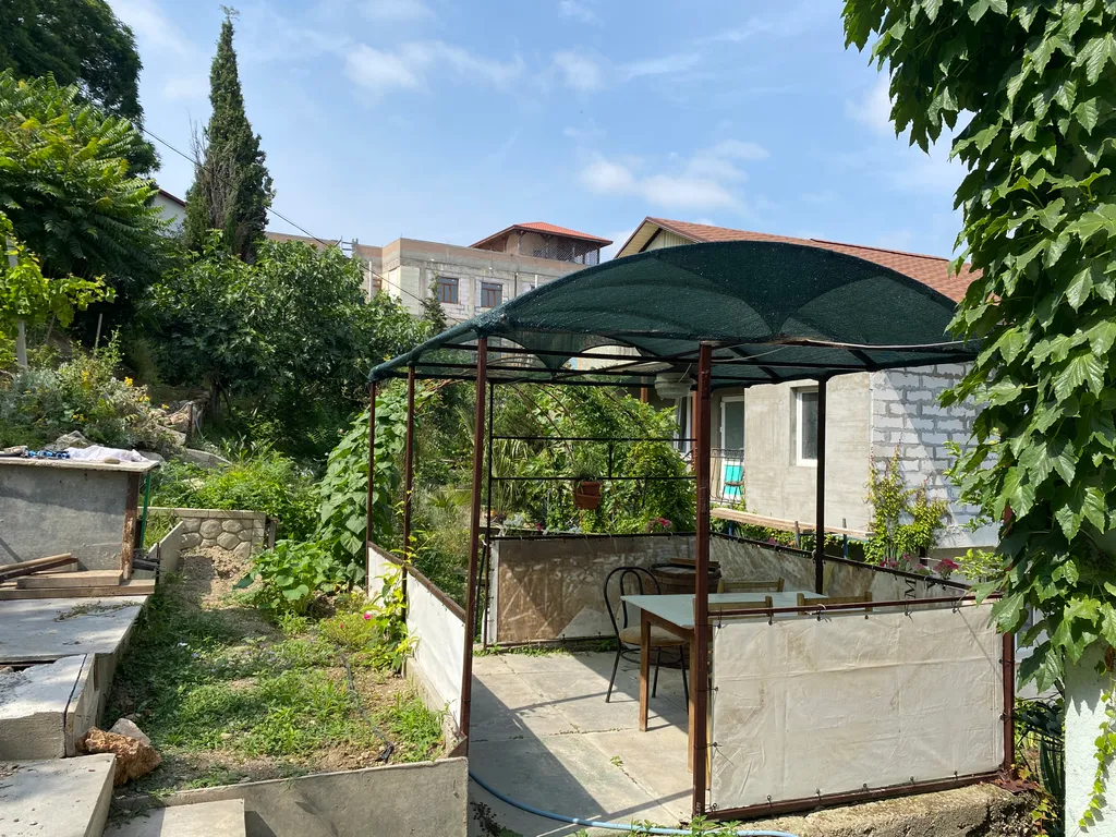 Уютный номер с видом на горы