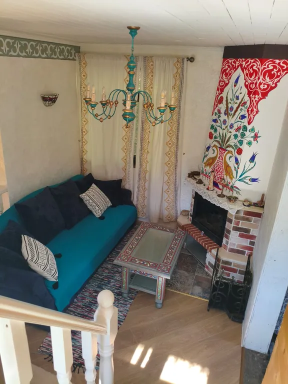 Двухэтажный дом Азазель в лесу