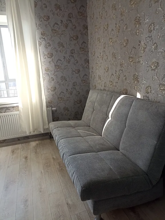 Квартира Студия на верхнем этаже — аренда посуточно в Обь