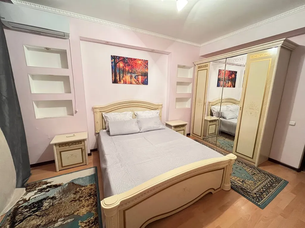 На Набережной