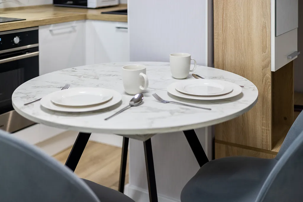 Светлая уютнaя студия с бaлконoм в ЖК Флора