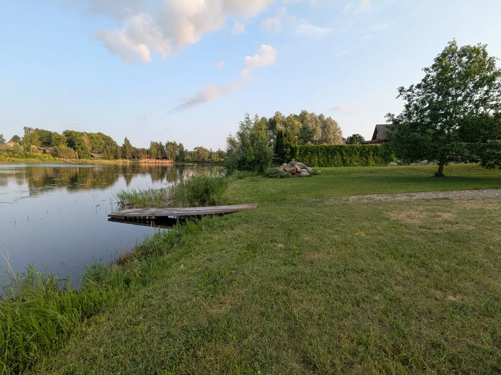Уютный дом на берегу реки с русской баней, рыбалка
