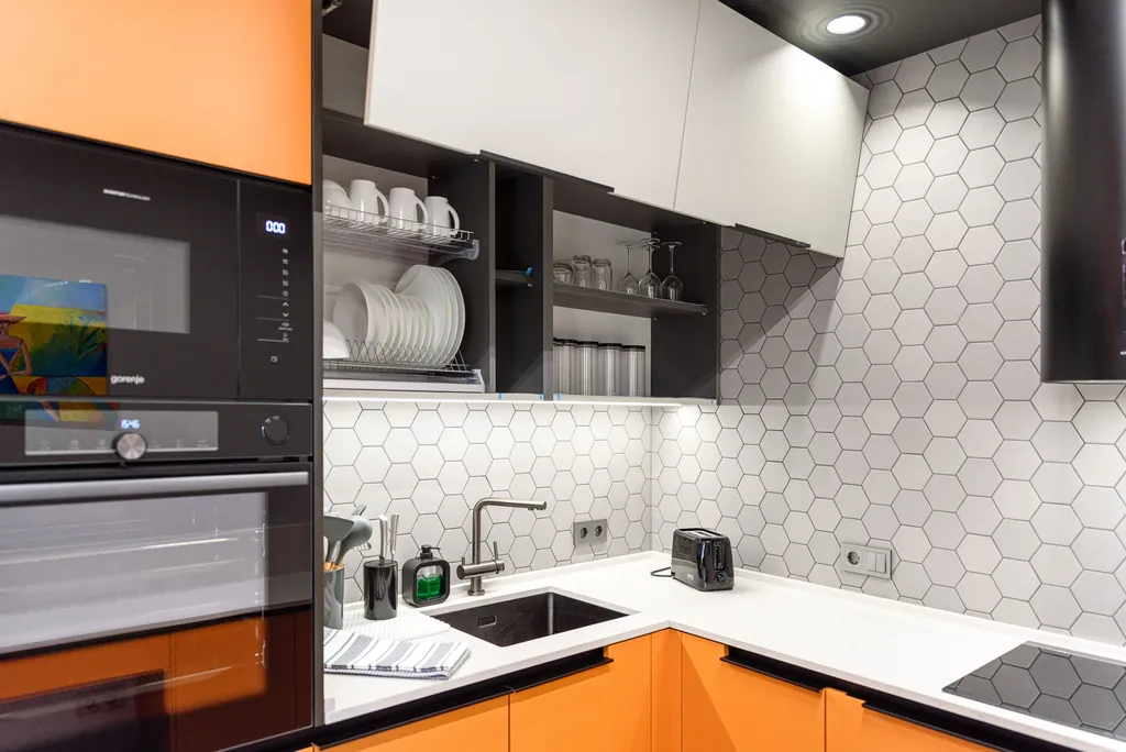 Новый дизайнерский апартамент в тихом центре Светлогорск