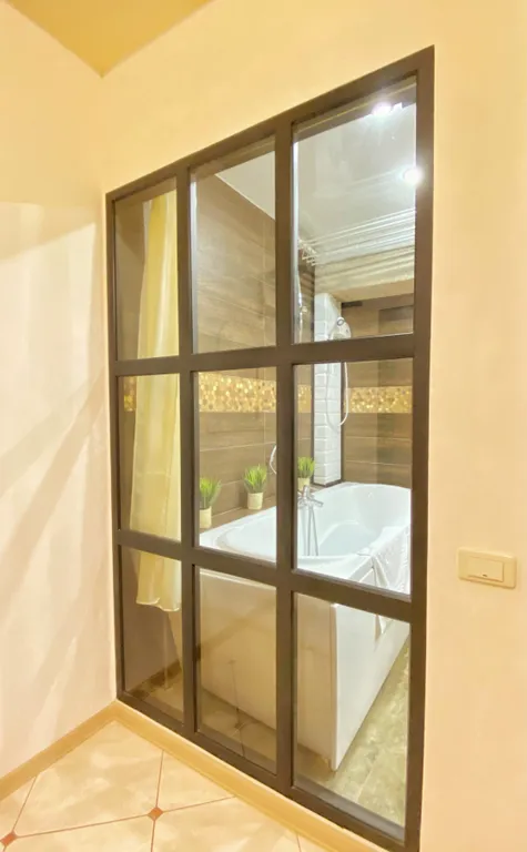 Квартира Апартаменты Апарт-Комфорт в Центре с Эксклюзивной ванной за стеклом — Ярославль