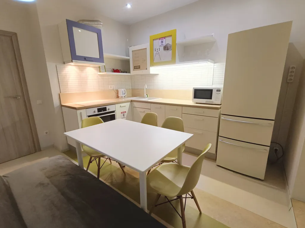 Просторная евро-двухкомнатная квартира в 10 минутах от центра