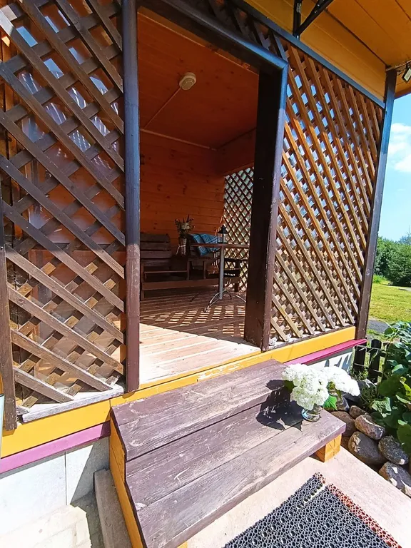 Дом на берегу озера Велье