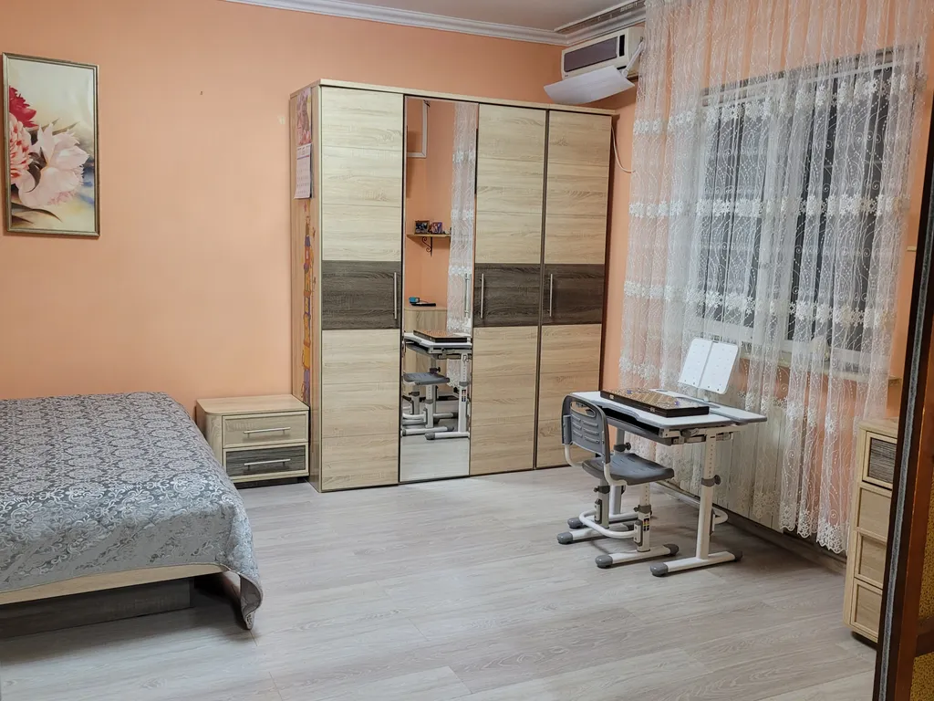 Двухэтажный комфортный дом