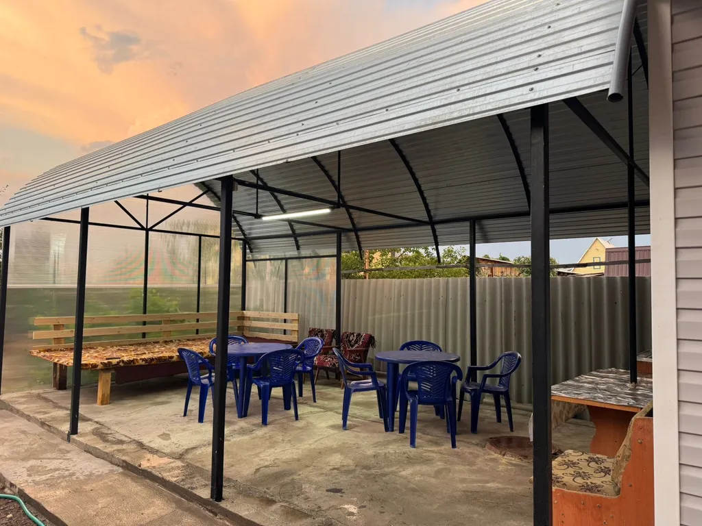 Уютный дом в центре города в пешей доступности от озер