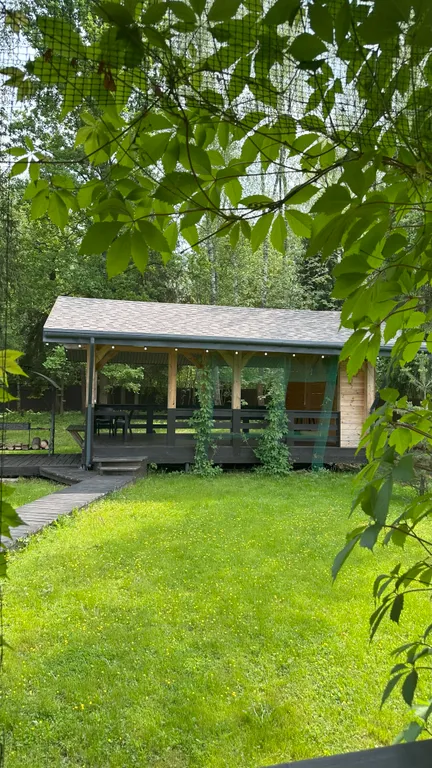 Просторный коттедж в окружении леса – идеальное место для отдыха