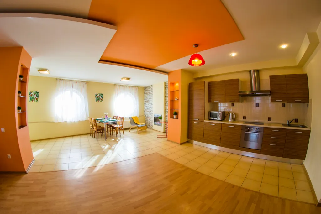 Из окна город как на ладони