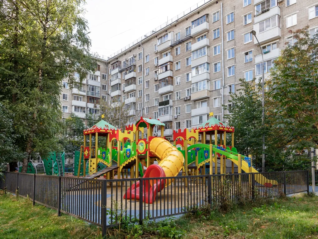 Квартира Атмосферная квартира в духе старой Москвы у метро — Москва