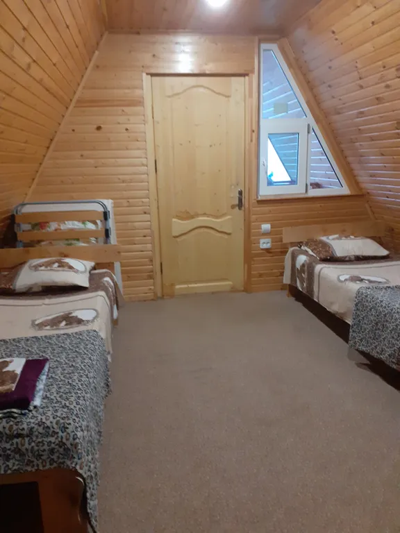 Коттедж в районе Белые скалы