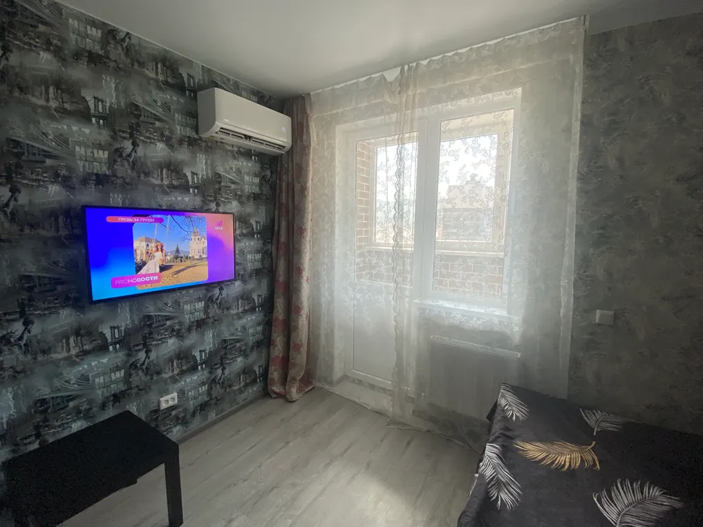 Комфортная и очень уютная студия с шикарной душевой комнатой