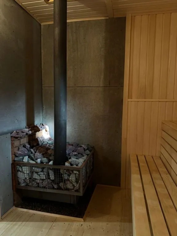 Дом с сауной на дровах, беседкой и мангальной зоной, фотозона