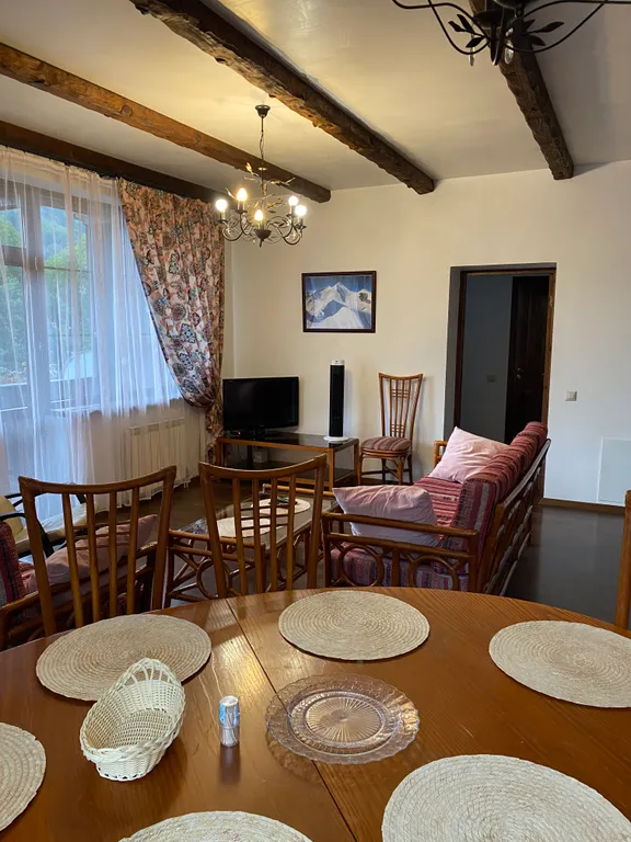 4-комнатная Квартира