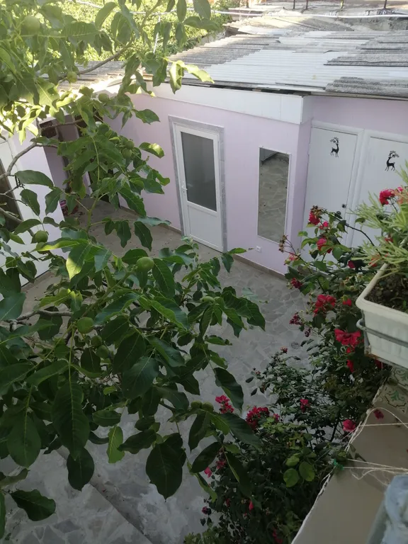 Отдых без посторонних глаз в отдельном дворике