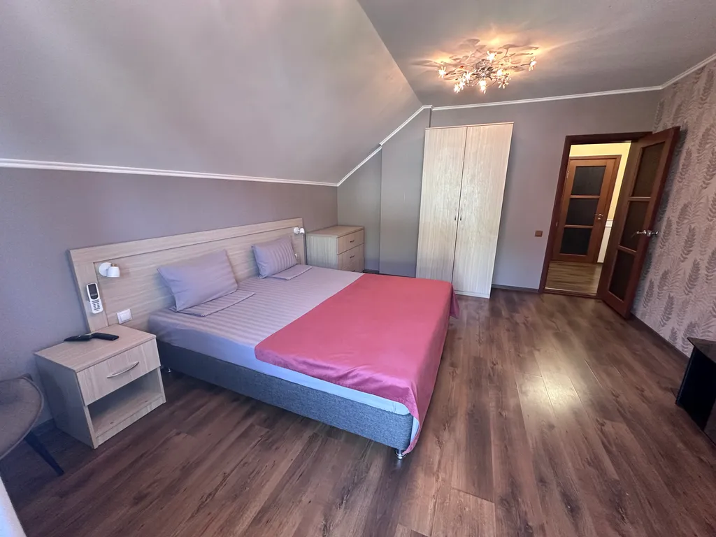 С бассейном на пляже