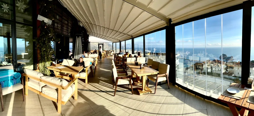 Квартира с прекрасным видом на море и скалы Адалары