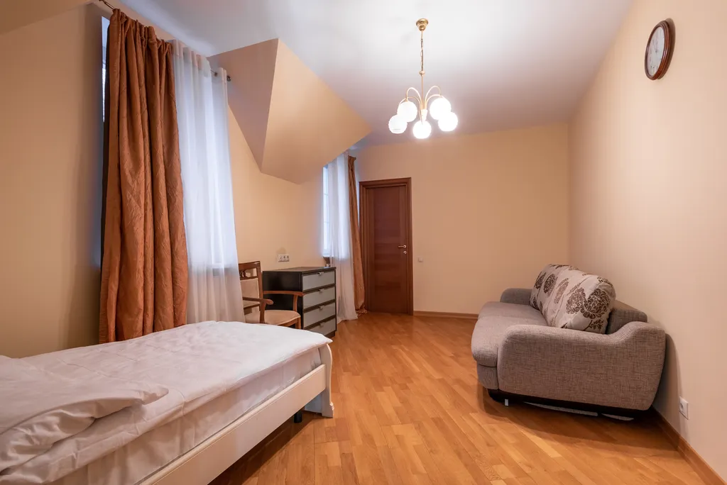 Коттедж Дом с бассейном и сауной — Горки-2