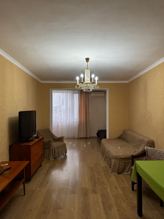 Уютная квартира в центре города у моря