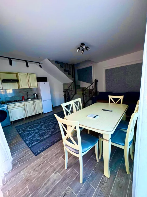 Уютный дом на берегу моря