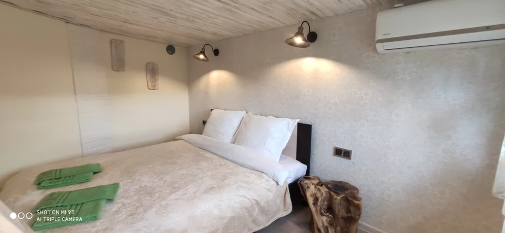 Уютная двухуровневая студия