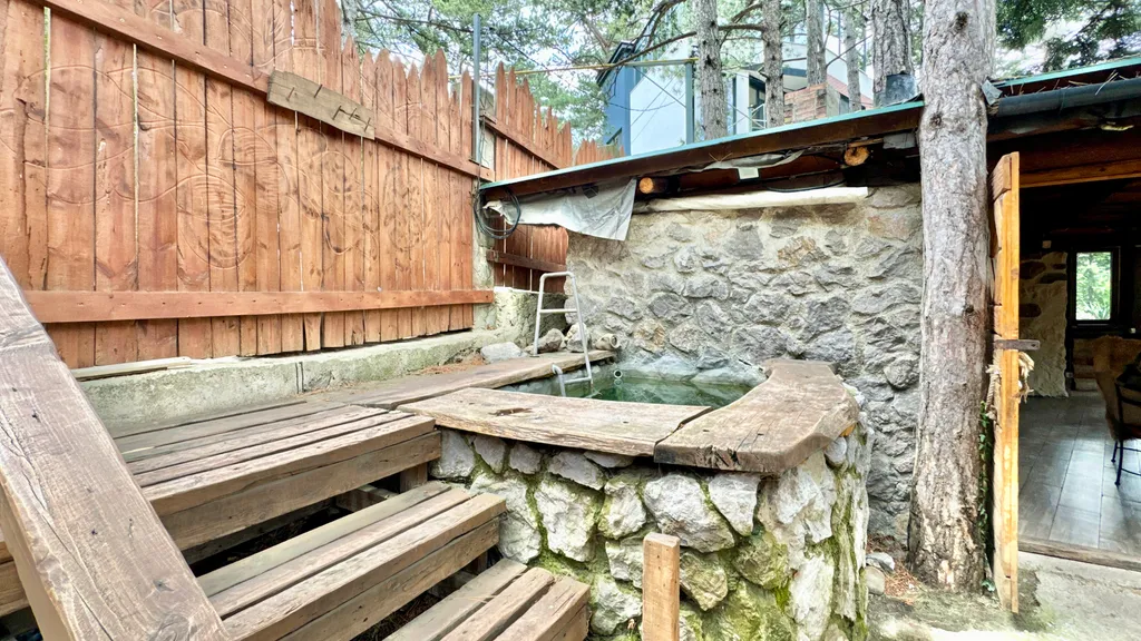 Дом в заповеднике с баней на дровах