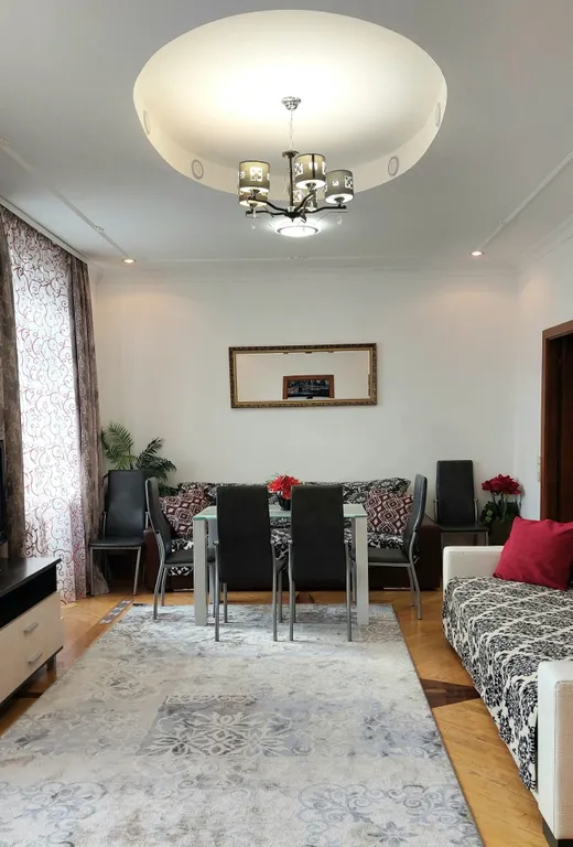 Квартира 4-комнатные апартаменты в самом центре рядом с ун. Гум и м. Купаловская — Минск